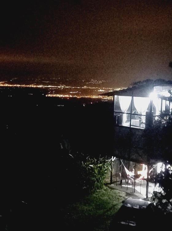 Cristal House Glamping At Migelita Apartment *