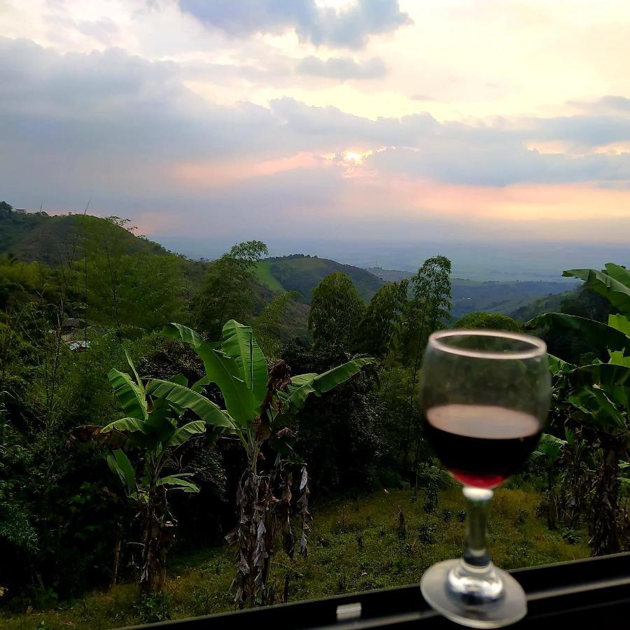 Cristal House Glamping At Migelita Palmira (Valle del Cauca)
